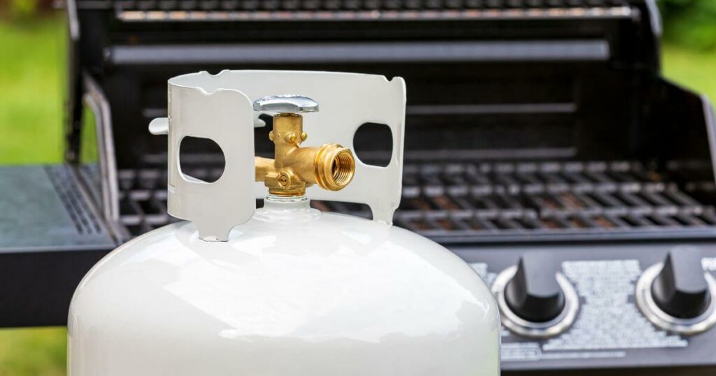 Propane Gas Refill vs. Tank Exchange: Which Option Saves You More Money?